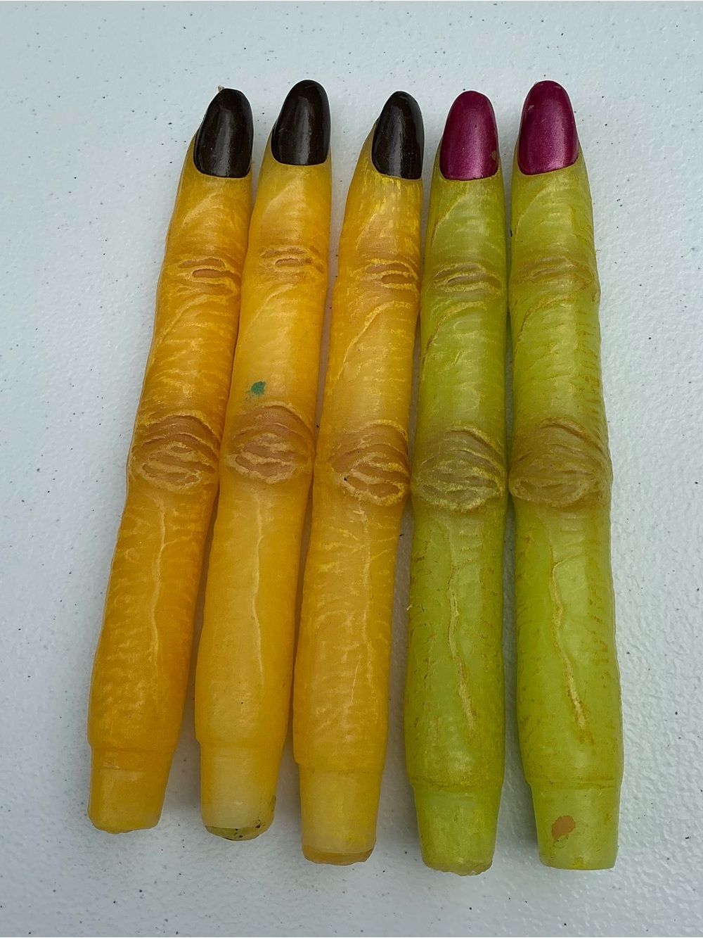 Novelty Finger-Shaped Candles in Yellow and Green
